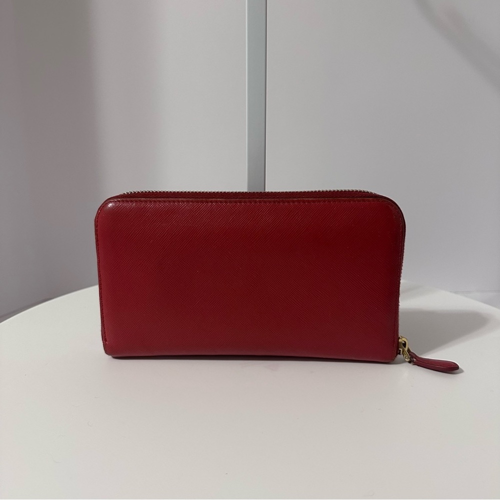 Fair Condition Prada wallet orangey/redish needs some work - Picture 2 of 14